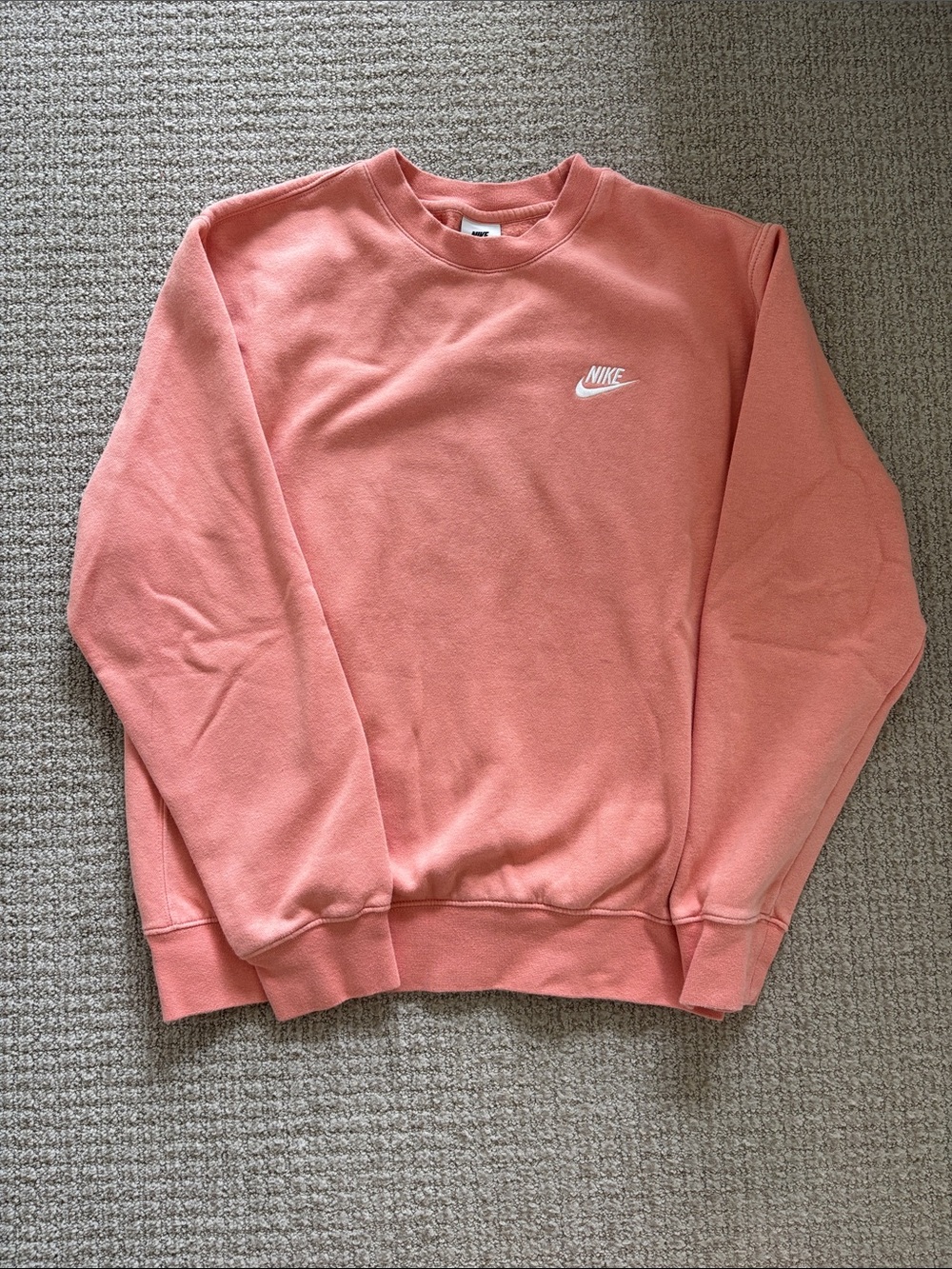Nike Coral-Peach Crewneck Sweatshirt